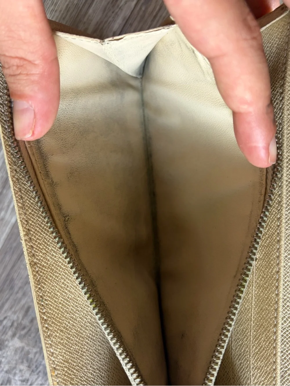 Louis Vuitton authentic louis
